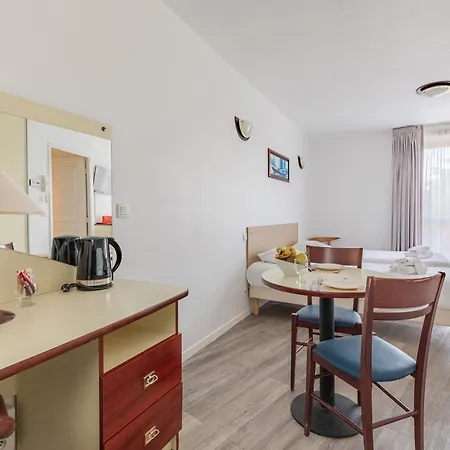Appart'city Classic Lyon Aparthotel