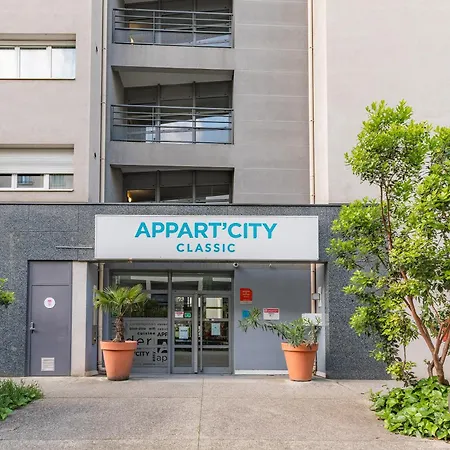 Aparthotel Appart'city Classic Lyon 3*