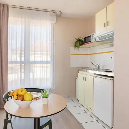 Appart'city Classic Lyon Aparthotel Villeurbanne